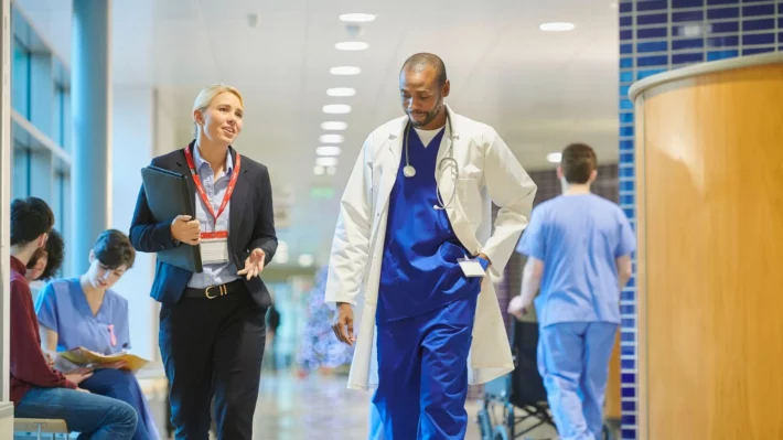 healthcare-ops-and-doctor